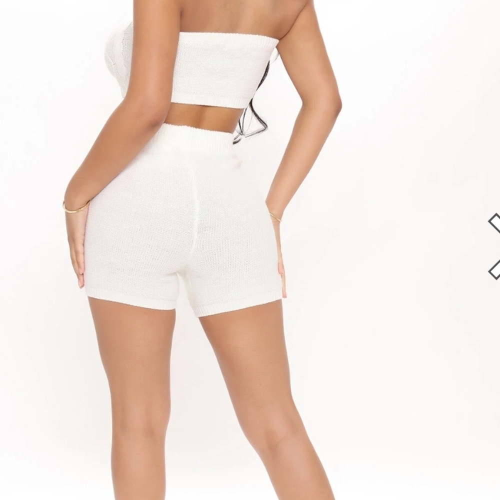 White Sweater Short Set Small - Picture 6 of 6
